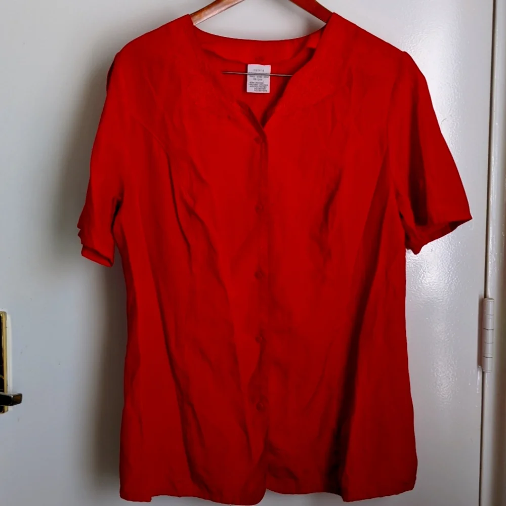 Vintage Red Embroidered Short Sleeve Button Down Blouse - Picture 1 of 16